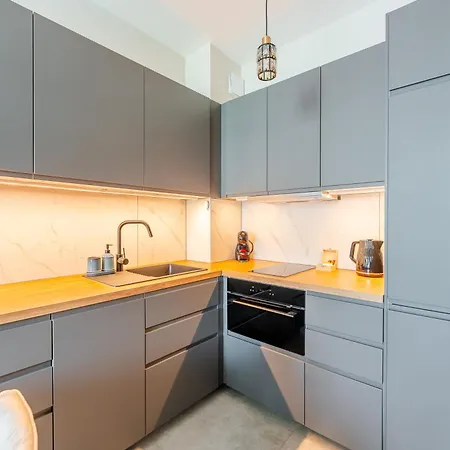 Apartment Liliowy 61e Basen By & *