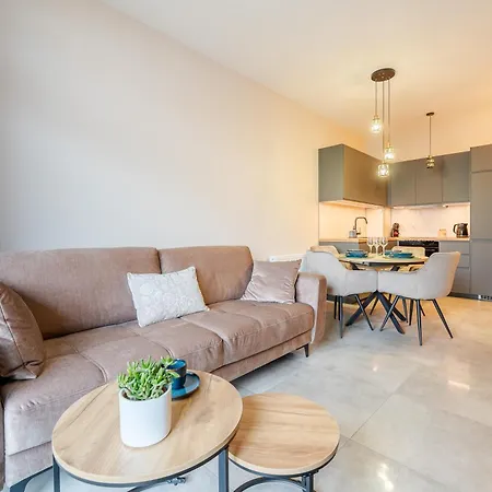 Liliowy 61e Basen By & Apartment Sianożęty