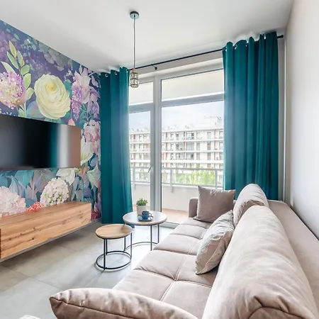 Liliowy 61e Basen By & Apartment